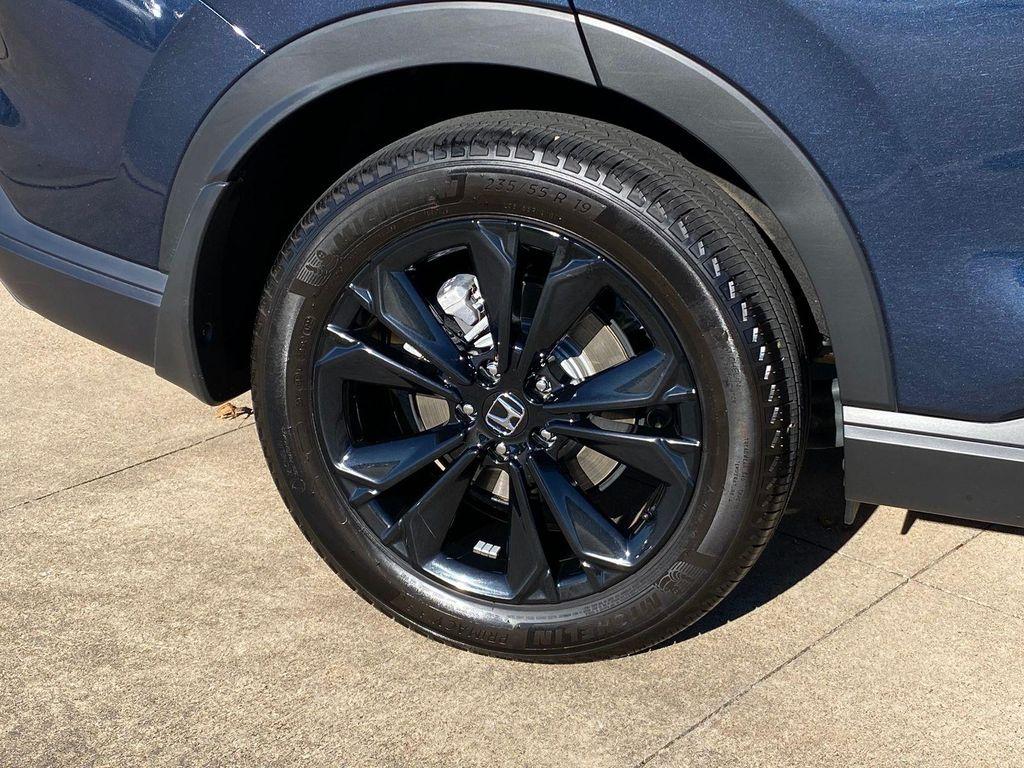 used 2023 Honda CR-V Hybrid car, priced at $35,077