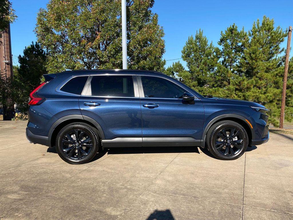 used 2023 Honda CR-V Hybrid car, priced at $35,077