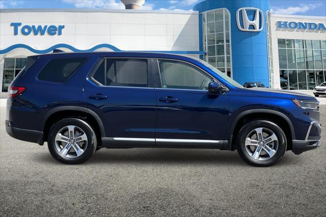 new 2025 Honda Pilot car, priced at $47,725