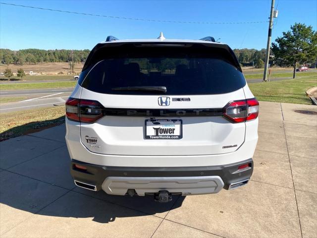 new 2025 Honda Pilot car, priced at $52,440