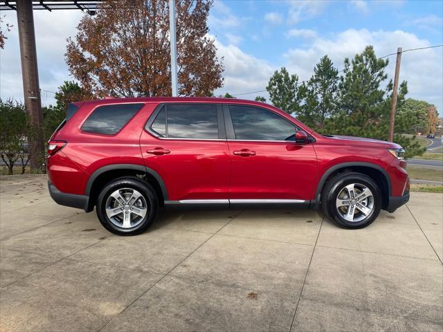 used 2023 Honda Pilot car, priced at $38,990