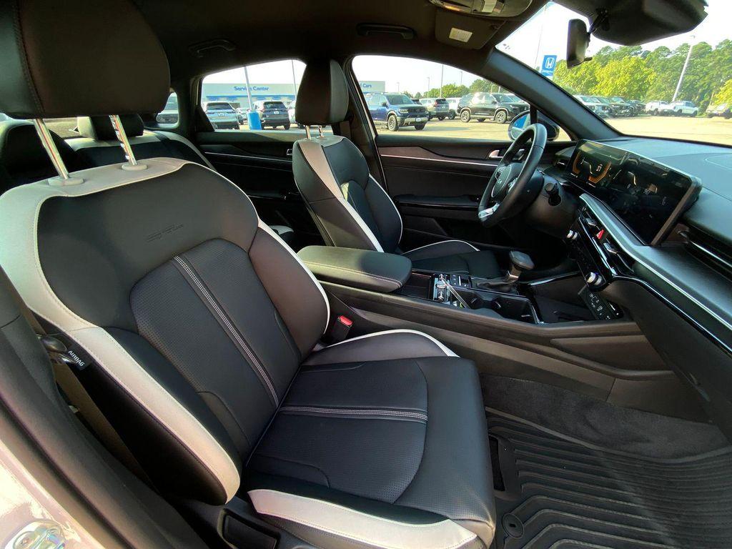 used 2025 Kia K5 car, priced at $28,925