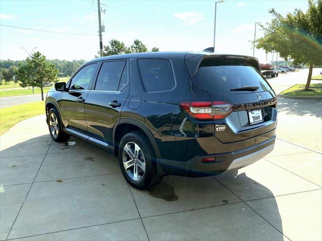 new 2025 Honda Pilot car, priced at $44,595