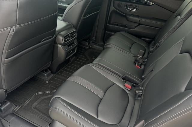 new 2025 Honda Pilot car, priced at $45,405