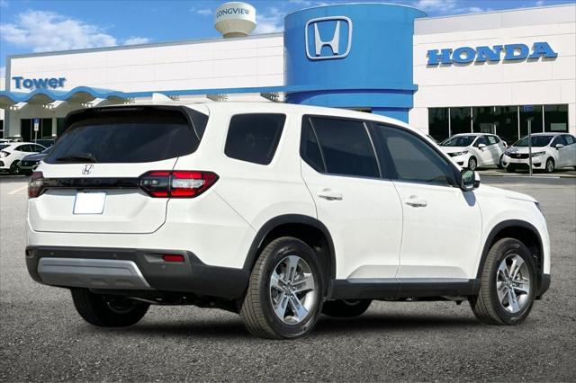 new 2025 Honda Pilot car, priced at $45,405