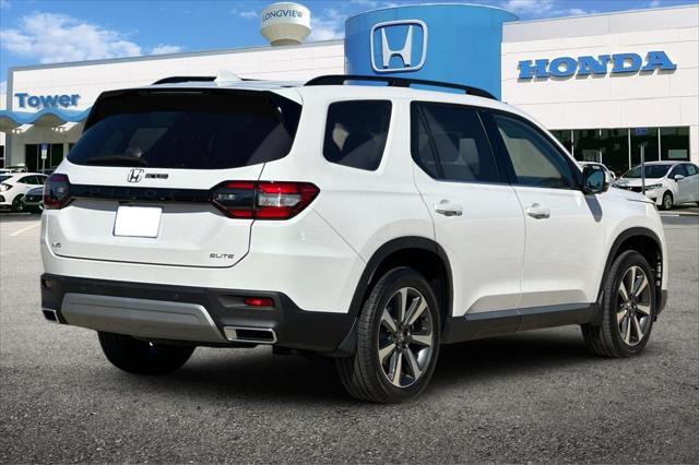 new 2025 Honda Pilot car, priced at $55,660