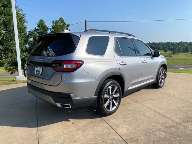 new 2025 Honda Pilot car, priced at $48,595