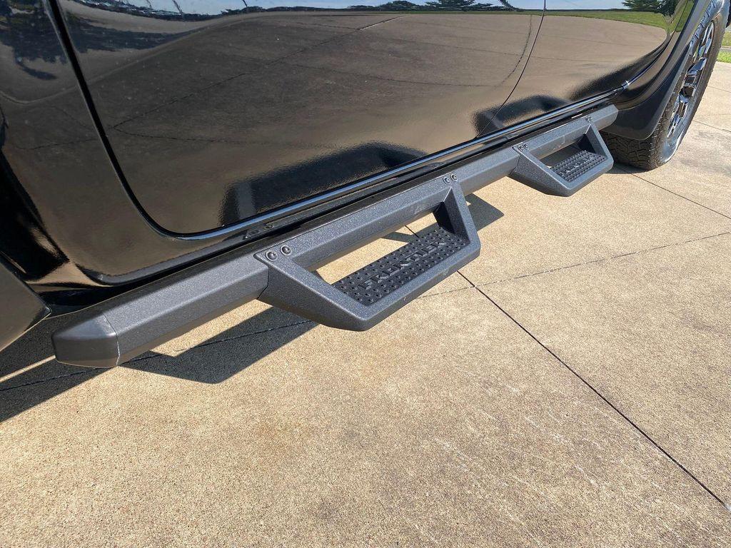 used 2023 Nissan Frontier car, priced at $35,918