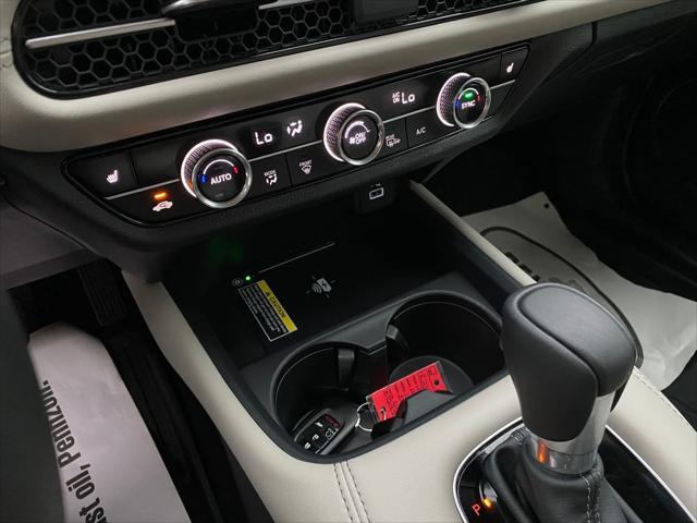 used 2025 Honda HR-V car, priced at $29,999