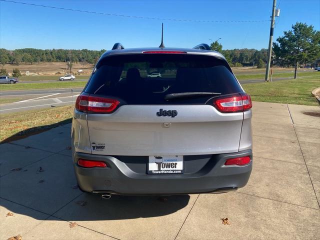 used 2018 Jeep Cherokee car, priced at $18,790