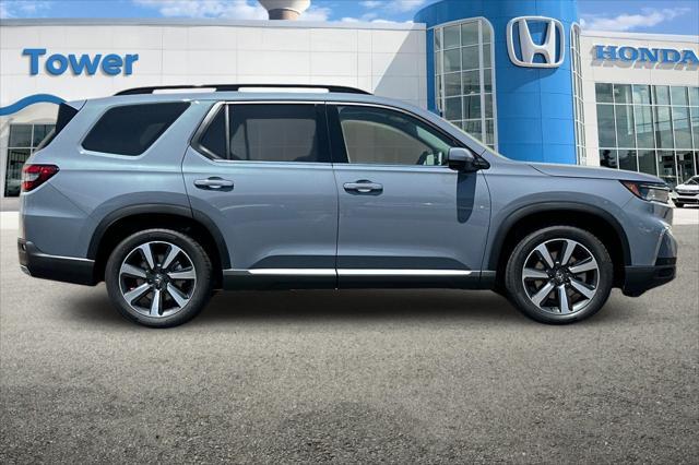 new 2025 Honda Pilot car, priced at $49,350