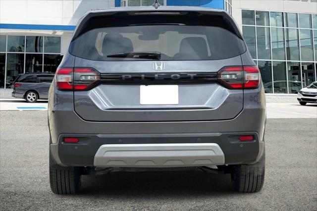 new 2025 Honda Pilot car, priced at $44,895