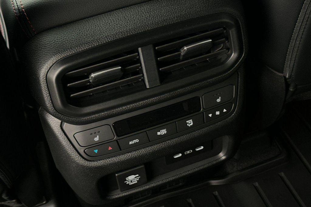 new 2025 Honda Pilot car, priced at $56,075