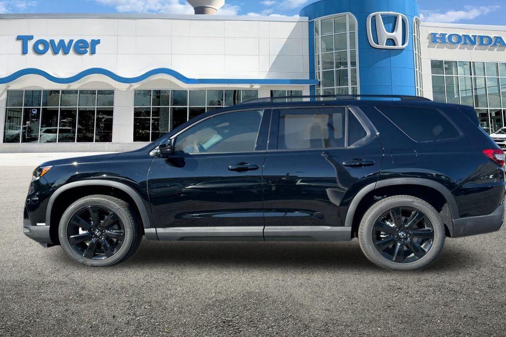 new 2025 Honda Pilot car, priced at $56,075