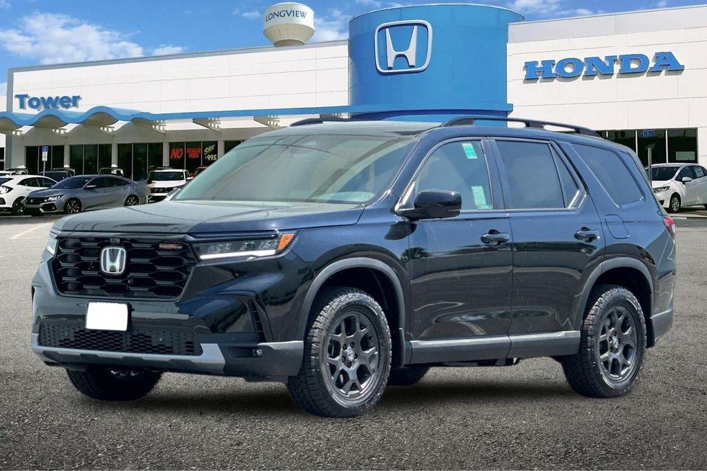 new 2025 Honda Pilot car, priced at $50,850