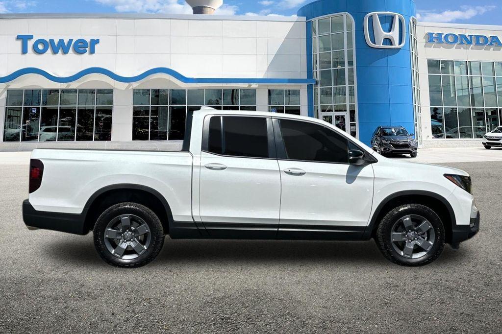 new 2025 Honda Ridgeline car, priced at $47,285