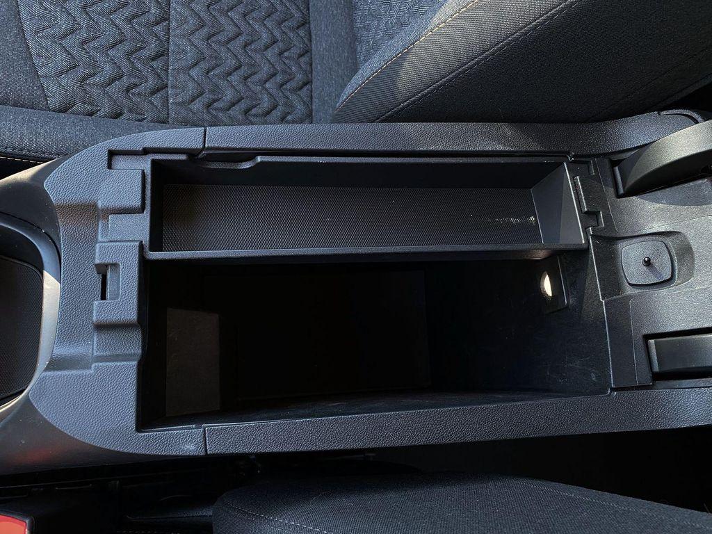 used 2023 Chevrolet Equinox car, priced at $22,070