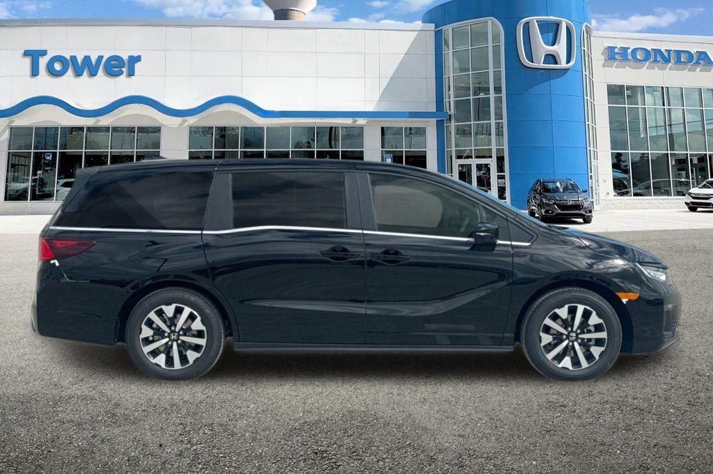 new 2026 Honda Odyssey car, priced at $44,290