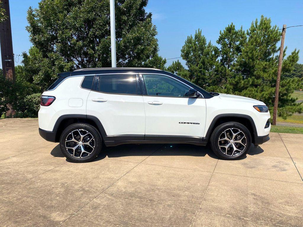 used 2024 Jeep Compass car, priced at $25,788