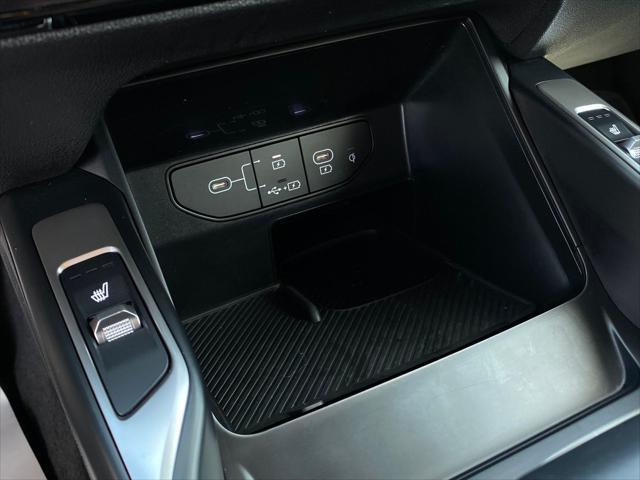 used 2024 Kia Sorento car, priced at $31,974