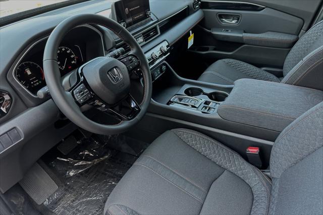 new 2025 Honda Pilot car, priced at $44,205
