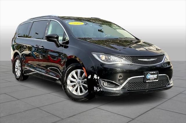 used 2018 Chrysler Pacifica car, priced at $17,950