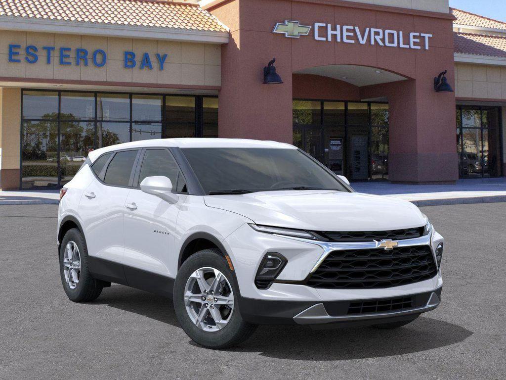 new 2025 Chevrolet Blazer car, priced at $33,995