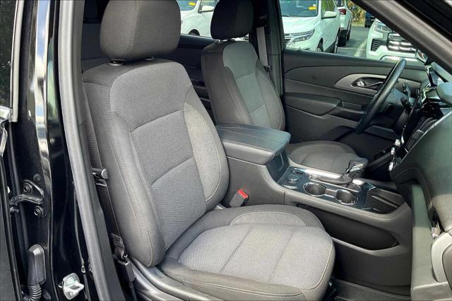 used 2023 Chevrolet Traverse car, priced at $31,850