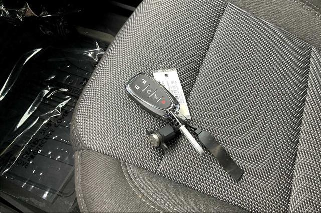 used 2023 Chevrolet Traverse car, priced at $31,950