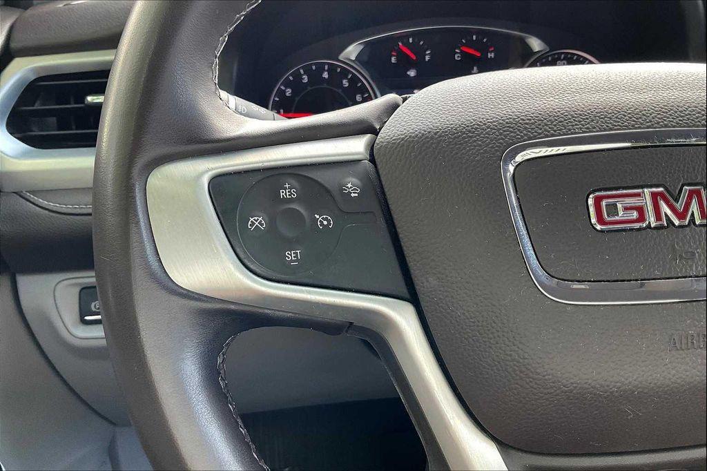 used 2023 GMC Acadia car, priced at $25,950