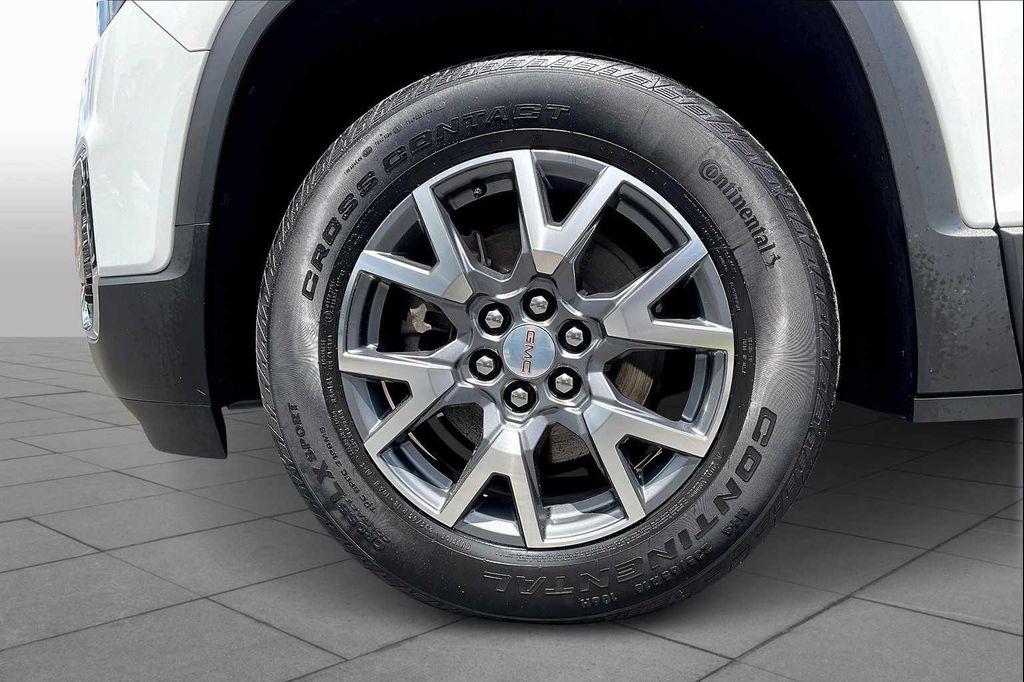 used 2023 GMC Acadia car, priced at $25,950