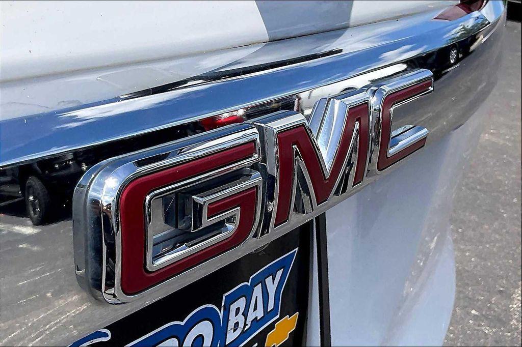 used 2023 GMC Acadia car, priced at $25,950