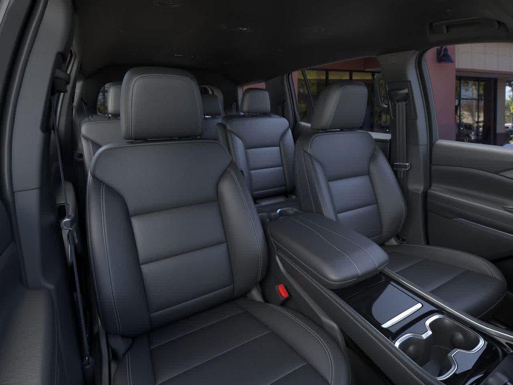 new 2026 Chevrolet Traverse car, priced at $42,074