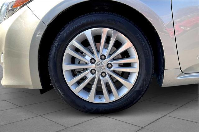 used 2015 Toyota Avalon Hybrid car, priced at $20,950