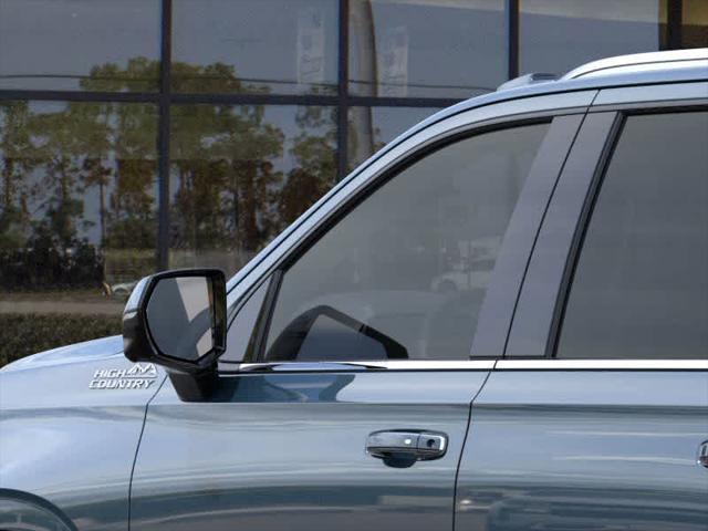 new 2025 Chevrolet Suburban car, priced at $88,013