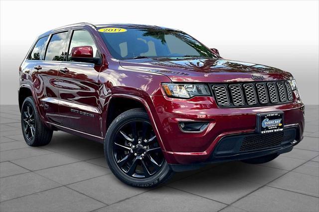 used 2017 Jeep Grand Cherokee car, priced at $15,950