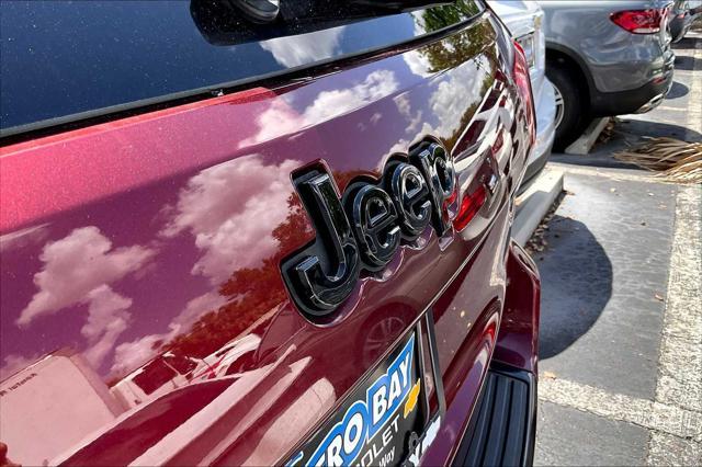 used 2017 Jeep Grand Cherokee car, priced at $15,950