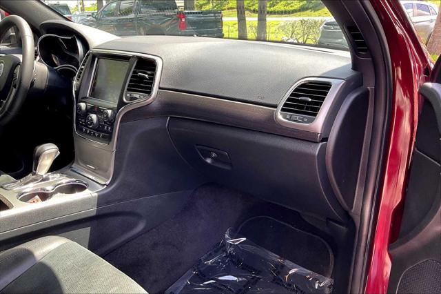 used 2017 Jeep Grand Cherokee car, priced at $15,950