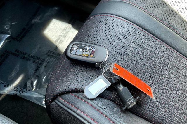 used 2025 Honda Pilot car, priced at $45,850