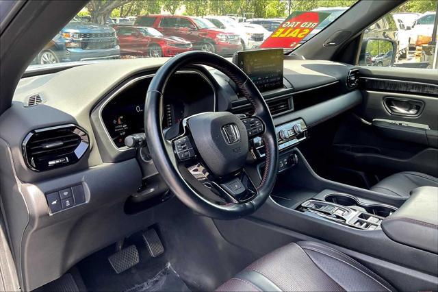 used 2025 Honda Pilot car, priced at $45,850