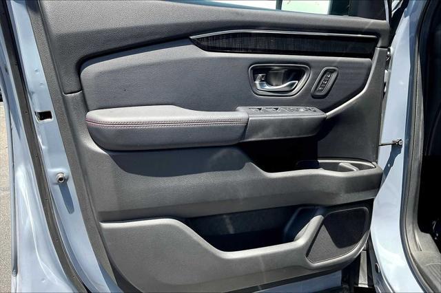 used 2025 Honda Pilot car, priced at $45,850
