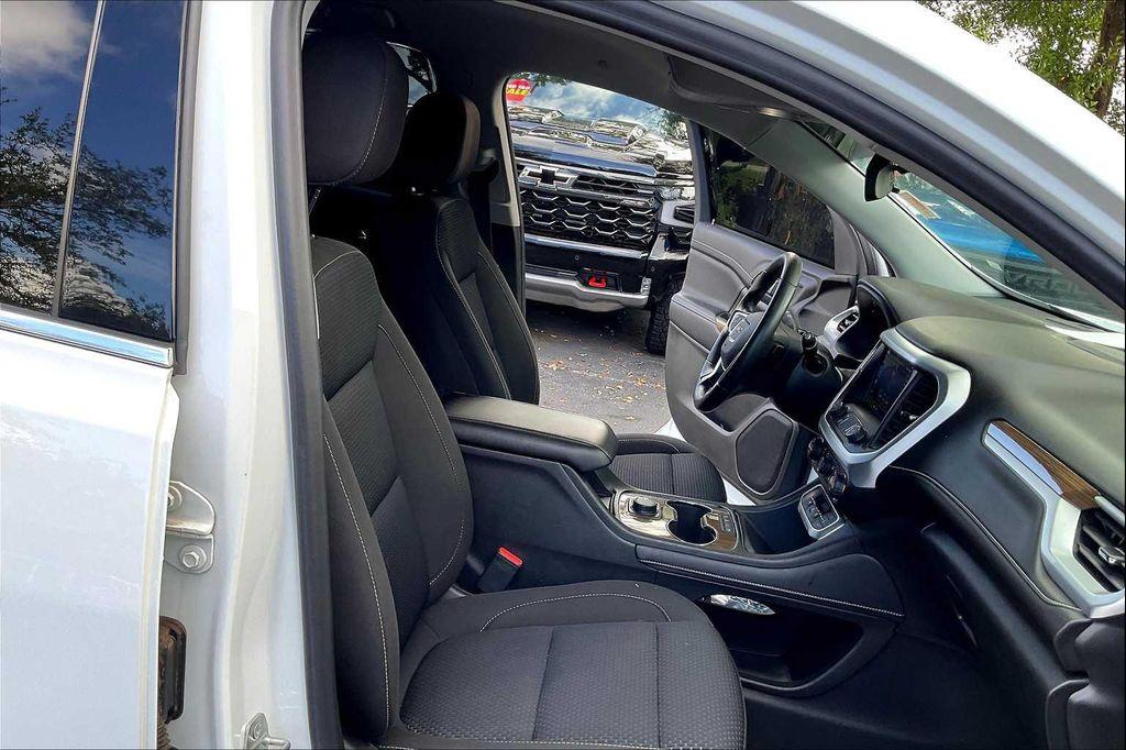 used 2022 GMC Acadia car, priced at $23,850