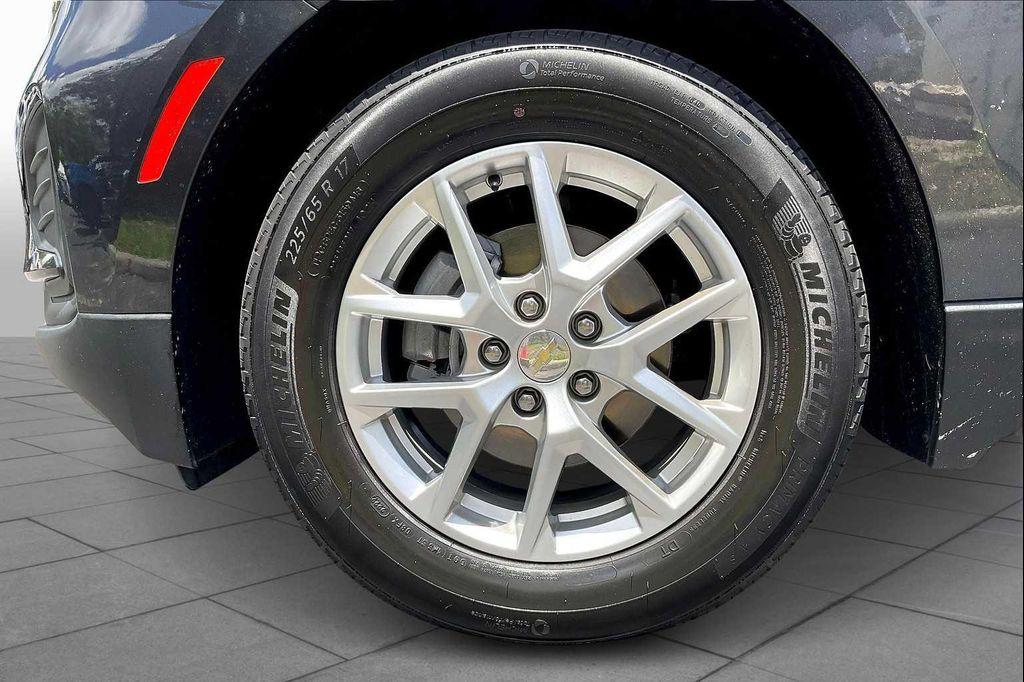 used 2022 Chevrolet Equinox car, priced at $20,988