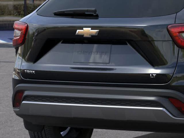 new 2025 Chevrolet Trax car, priced at $23,679