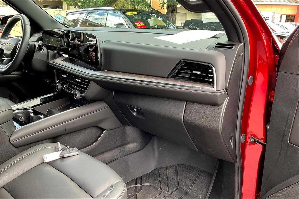 used 2025 Chevrolet Tahoe car, priced at $61,950