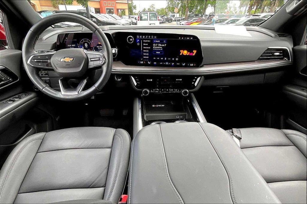 used 2025 Chevrolet Tahoe car, priced at $61,950