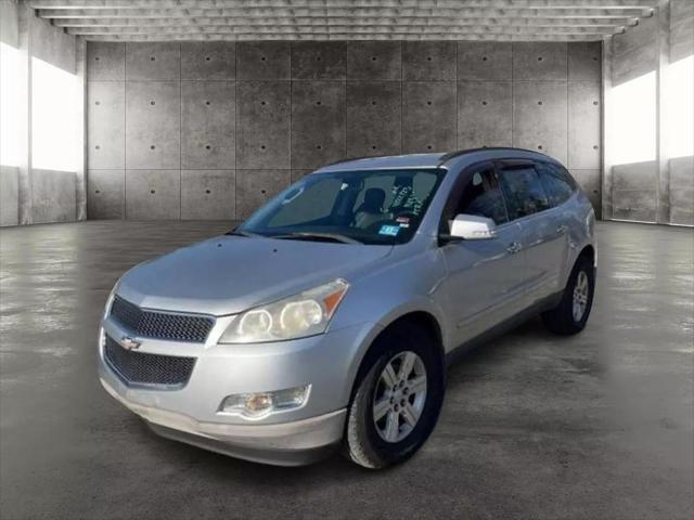 used 2011 Chevrolet Traverse car, priced at $5,995