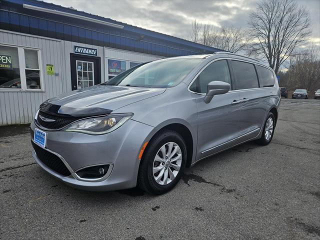 used 2019 Chrysler Pacifica car, priced at $15,495