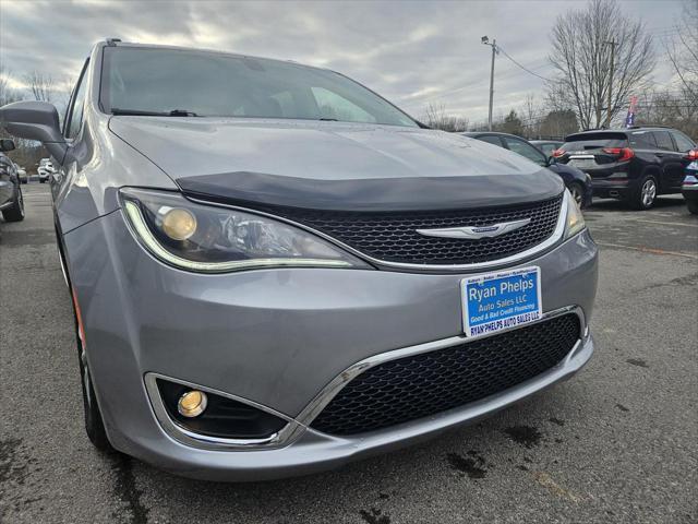 used 2019 Chrysler Pacifica car, priced at $15,495