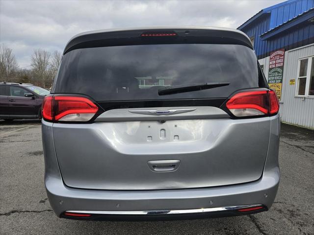 used 2019 Chrysler Pacifica car, priced at $15,495